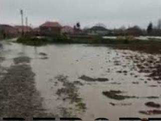 Azərbaycanda çay məcrasında çıxdı: Kəndlər təhlükə ilə üz-üzə - FOTO
