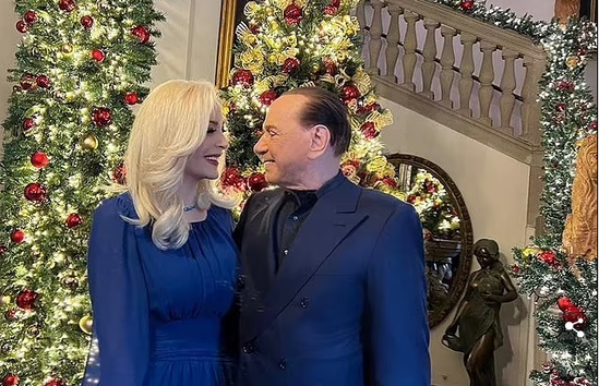 85 yaşlı nazir 32 yaşlı sevgilisi ilə evləndi - FOTO/VİDEO