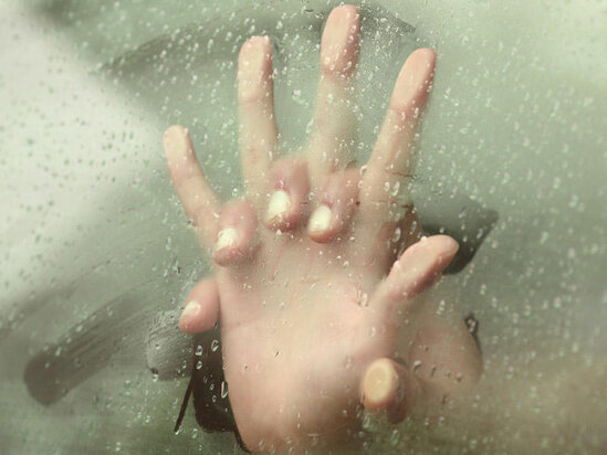 Tanınmış idmançı arvadını maşında əxlaqsızlıq edərkən tutdu - FOTO