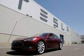 "Tesla" Avropada ilk zavodunu açdı