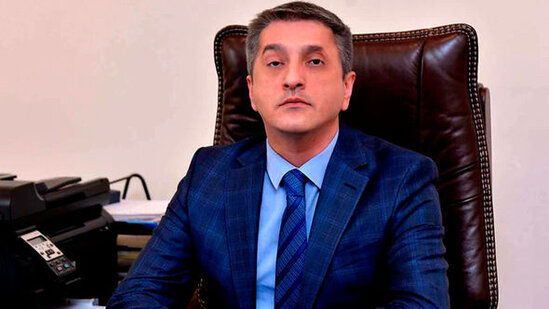 Nazir vəzifəli şəxsi işdən çıxartdı - FOTO