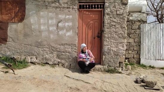 Bakıda dilənçilər polisdən "qorunmaq" üçün evlərinə kamera quraşdırıblar - FOTO/VİDEO