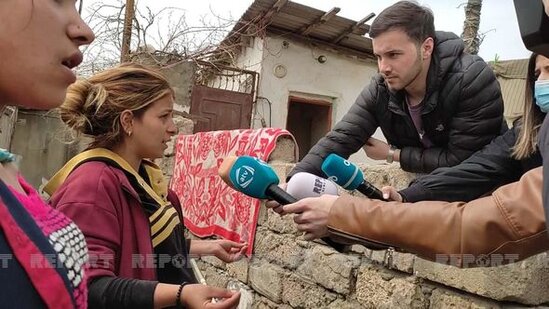 Bakıda dilənçilər polisdən "qorunmaq" üçün evlərinə kamera quraşdırıblar - FOTO/VİDEO