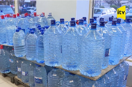 Əhali çaş-baş qalıb: Krant, yoxsa bulaq suyu içirik? - VİDEO