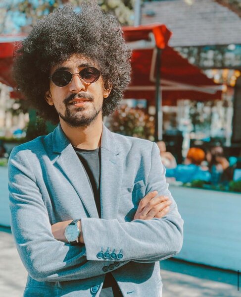 Bu gün həbs edilən bloggerin FOTOLARI