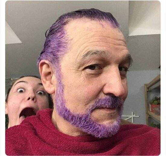 Qızların atalarının başlarına açdığı sevimli oyunlar – FOTO