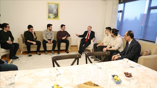 Ərdoğan tələbə evində İFTARDA - FOTO