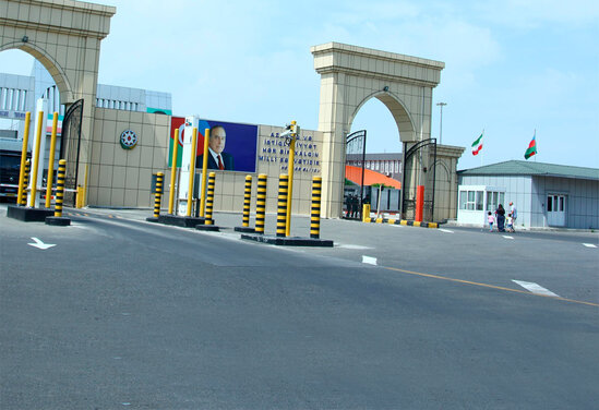 Azərbaycan quru sərhədlərini nə vaxt açacaq? - Komitə sədrindən AÇIQLAMA