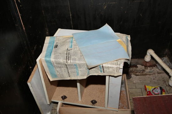 Paytaxtın mərkəzi poliklinikası narkomanların YUVASINA çevrilib: ŞOK GÖRÜNTÜLƏR - FOTO/VİDEO