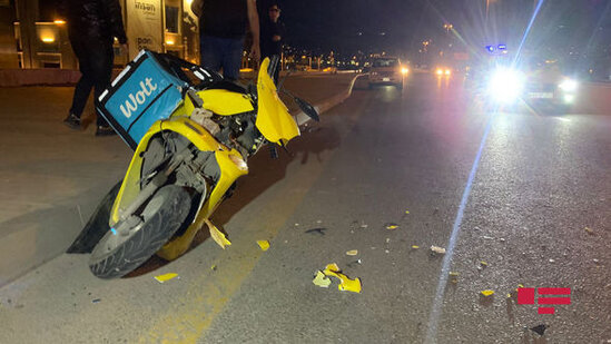 Tanınmış şairin nəvəsi "Porche" ilə qəzaya düşdü - FOTO