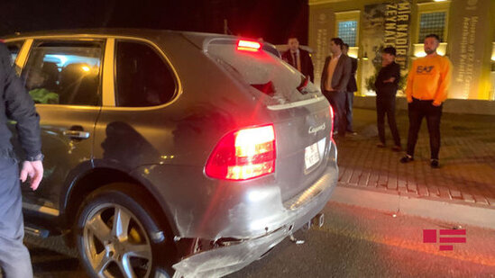 Tanınmış şairin nəvəsi "Porche" ilə qəzaya düşdü - FOTO