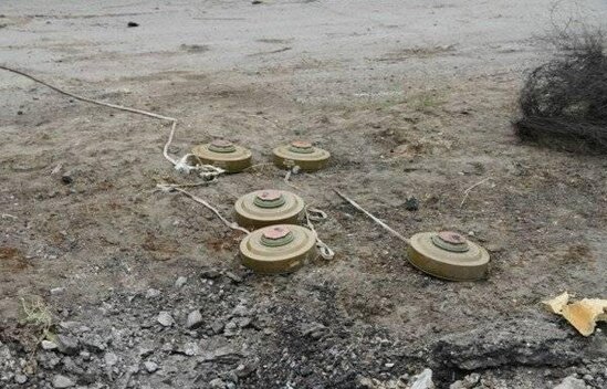 Laçında işləyən fəhlə minaya düşdü