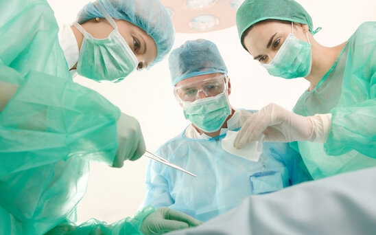 Azərbaycanda həkimlərin maaşının artırılmasının əsas məqsədi açıqlanıb