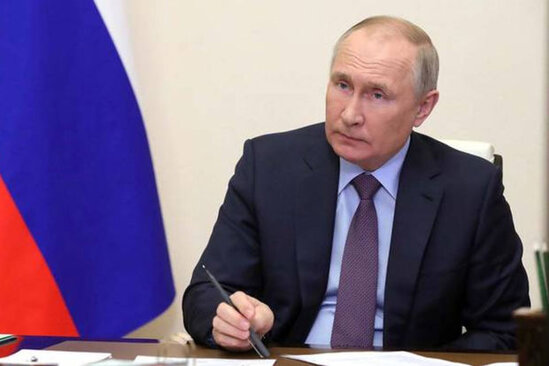 Putin fərman imzaladı