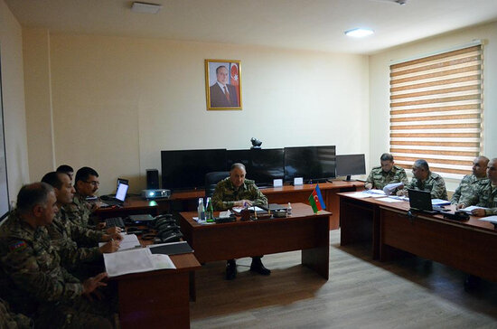 Baş Qərargah rəisi Kəlbəcərə gedib - FOTO