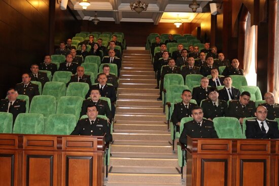 Ümummilli lider Heydər Əliyevin anadan olmasının 99-cu ildönümü münasibətilə Hərbi Prokurorluqda tədbir keçirilib