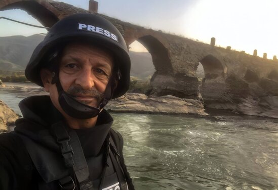 Dünyaşöhrətli fotoqraf Azərbaycan əsgərindən danışarkən kövrəldi - VİDEO