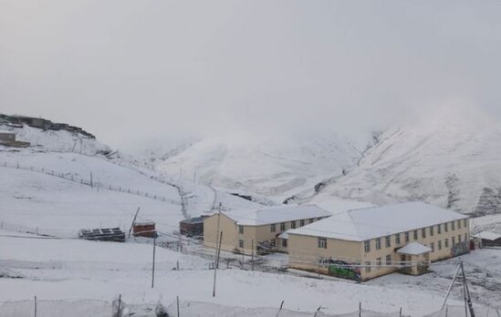 Bu ərazilərdə qar yağdı