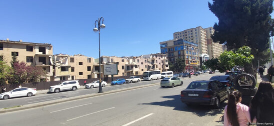 Bakının bu rayonunda binalar sökülür - FOTO