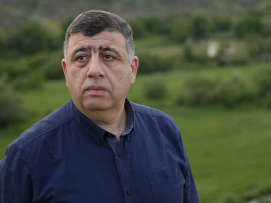 Orxan Fikrətoğlu təyinatından yazdı: "İcazə verin, bütün sahələri salavatlayaq"