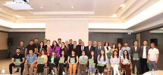 "Ədliyyə orqanlarında və məhkəmələrdə kommunikasiya siyasəti" mövzusunda təlim keçirilib