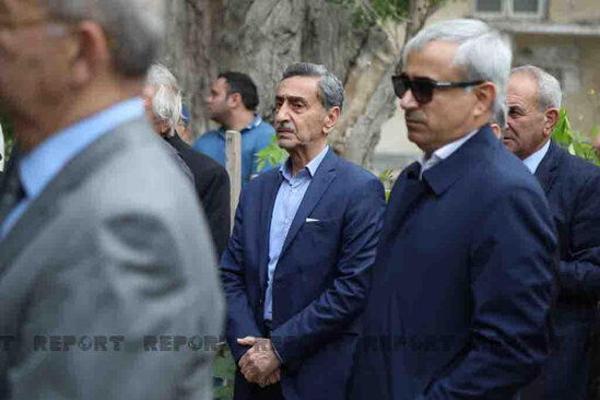 Xalq artisti Vaqif Əsədovla vida mərasimi keçirilir - FOTO