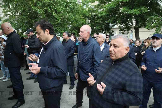 Xalq artisti Vaqif Əsədovla vida mərasimi keçirilir - FOTO