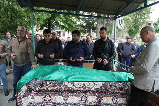Xalq artisti Vaqif Əsədovla vida mərasimi keçirilir - FOTO