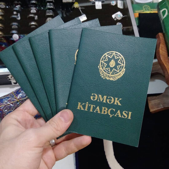 Azərbaycanda əmək kitabçaları ləğv olunacaq - RƏSMİ