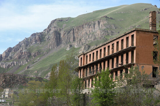 Kəlbəcərin möhtəşəm mənzərələri...