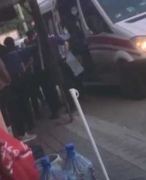 İstanbulda meymunçiçəyi təşvişi - FOTO