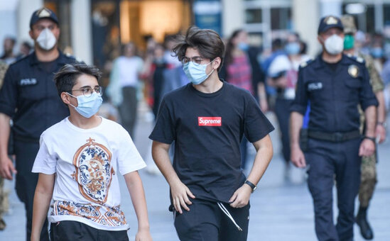 Azərbaycanda maska tələbi yenidən tətbiq olunur? - Yeni virusla bağlı XƏBƏRDARLIQ