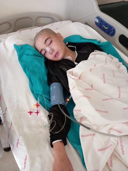 12 yaşlı Fərhadın həyatını yalnız bir dərman xilas edə bilər - FOTO