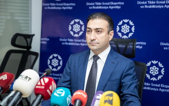 Qazilərə əlillik verməyən Agentlik sədri əsgərlikdə olmadığını təsdiqlədi və... - VİDEO