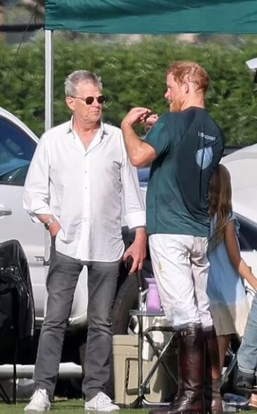 Şahzadə Harri hər kəsin gözü qarşısında atdan yıxıldı - FOTO