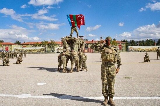 Azərbaycan Quru Qoşunlarının komandanı: "Türkiyə ilə hərbi təlimlər sürətlə inkişaf etdirilir"