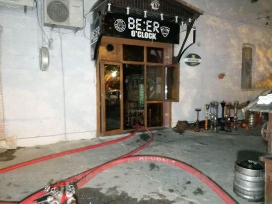 Bakıda ikimərtəbəli binada yanğın olub - YENİLƏNİB + FOTO/VİDEO