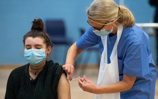 Son sutkada vaksin vurulmayıb