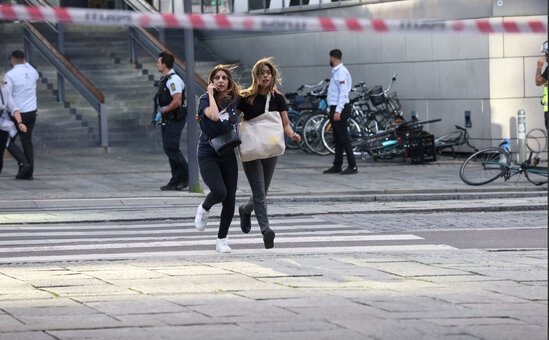 Kopenhagendə ticarət mərkəzində atışma: Ölənlər var - FOTO