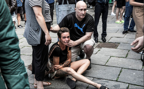 Kopenhagendə ticarət mərkəzində atışma: Ölənlər var - FOTO