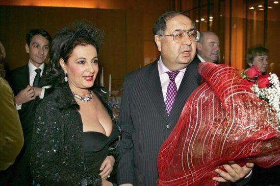 Əlişir Usmanov və İrina Viner boşanıb