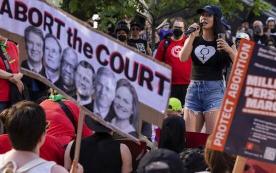 ABŞ-da su üzərində abort mərkəzləri qurmaq təklif edildi