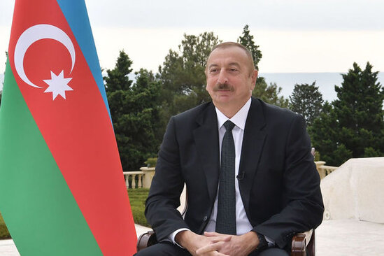 İlham Əliyev: "Növbədə olan bütün şəhid ailələri yaxın gələcəkdə evlərlə təmin ediləcək"