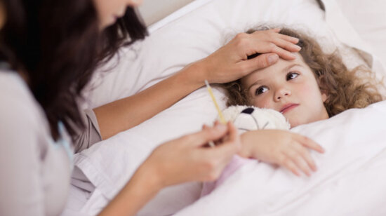 Uşaqlar arasında yeni virus yayılıb: ƏLAMƏTLƏR - VİDEO