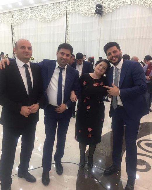 Zaur Kamal İLK DƏFƏ ailəsi ilə görüntüləndi - FOTO