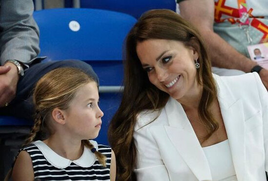 Kral ailəsində gərginlik yaşanır - FOTO