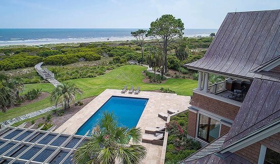 Bayden 20 milyonluq malikanədə dincəlir - FOTO