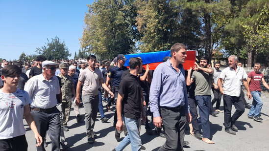 Ötən gün həlak olan hərbçimiz dəfn olunub - FOTO