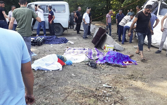 Bir kənd yasda - 7 qadın dəfn edilir - FOTO