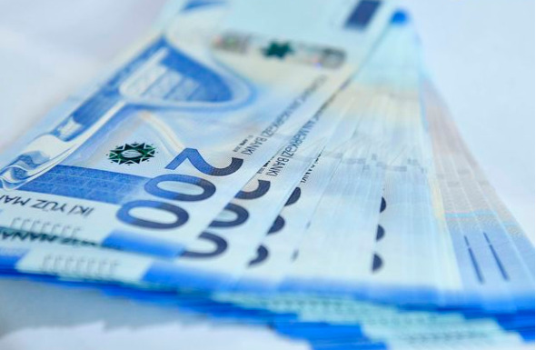 Bakıda maaşlar ARTDI